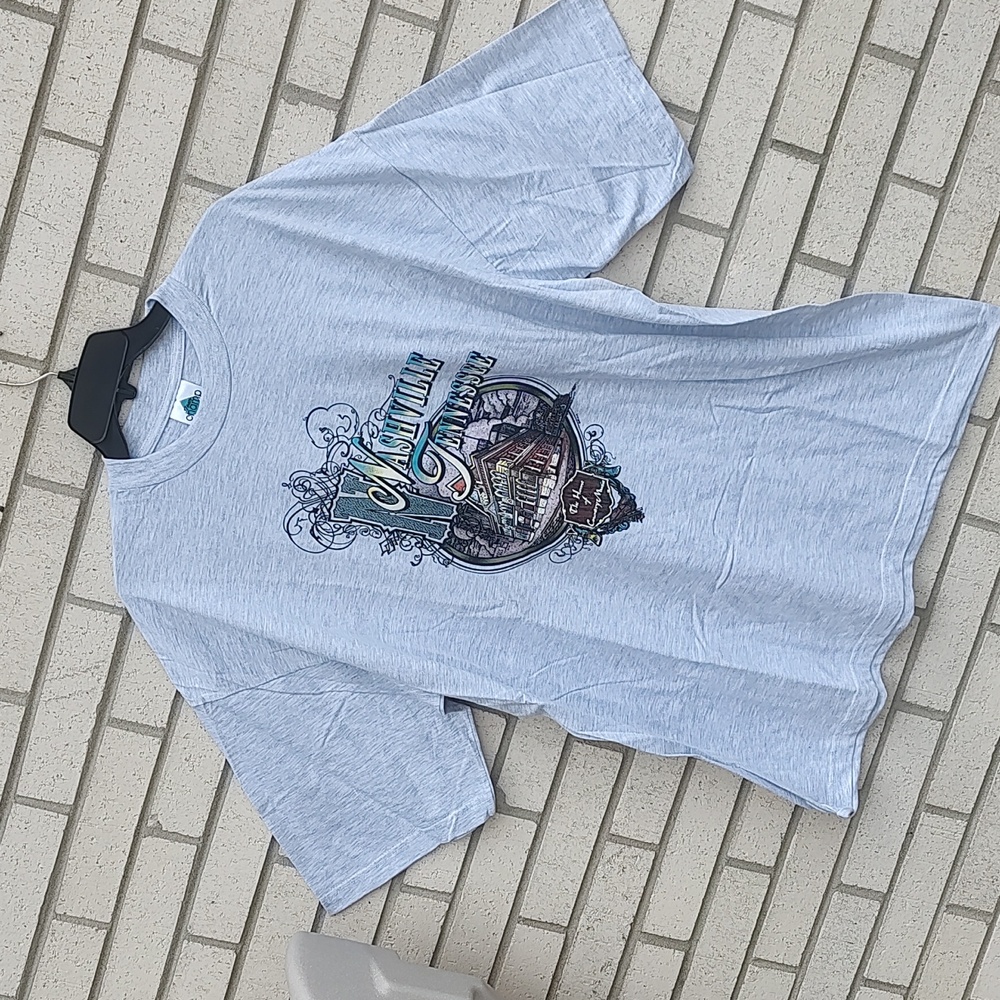 Nashville Tennessee T-shirt - Picture 2 of 9